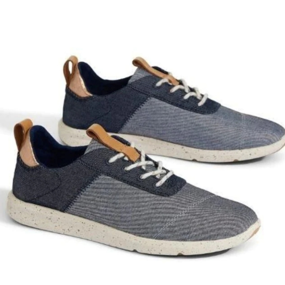 TOMS Women's Cabrillo Sneaker - Navy Denim. W 5.5. Good condition.